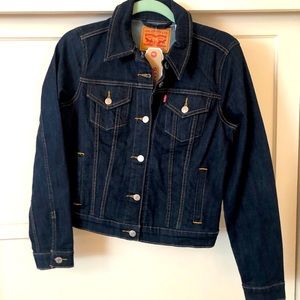Levi’s women denim jacket with original tags!